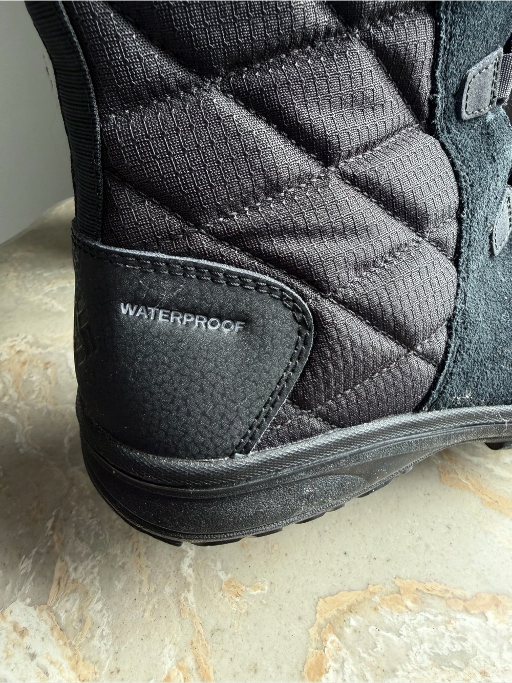 Columbia Women’s US 8.5 UK 7.5 Black Faux Fur Winter Lace Up Boots Waterproof - Picture 5 of 7